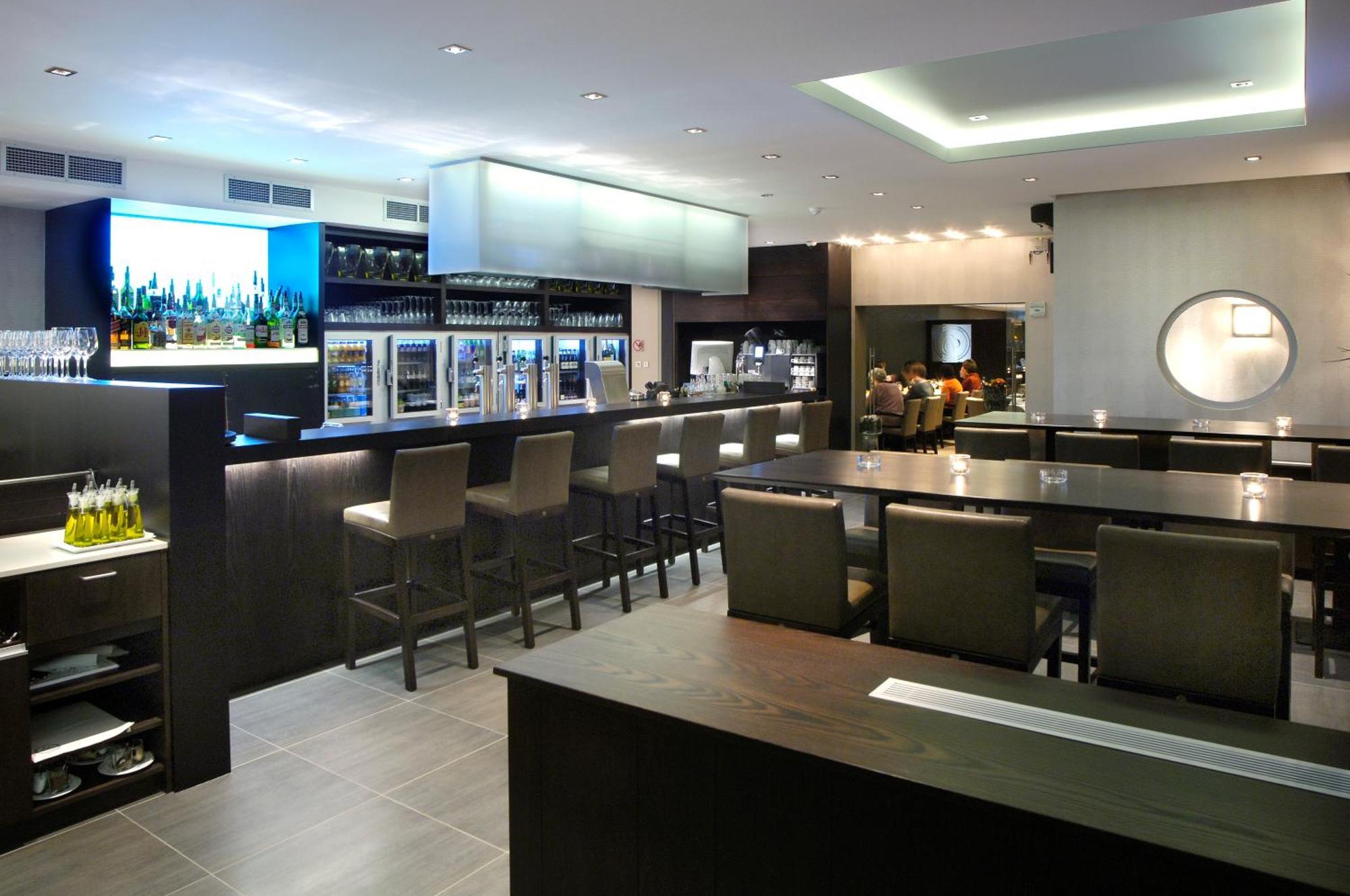 לוקרן Biznis Hotel מראה חיצוני תמונה