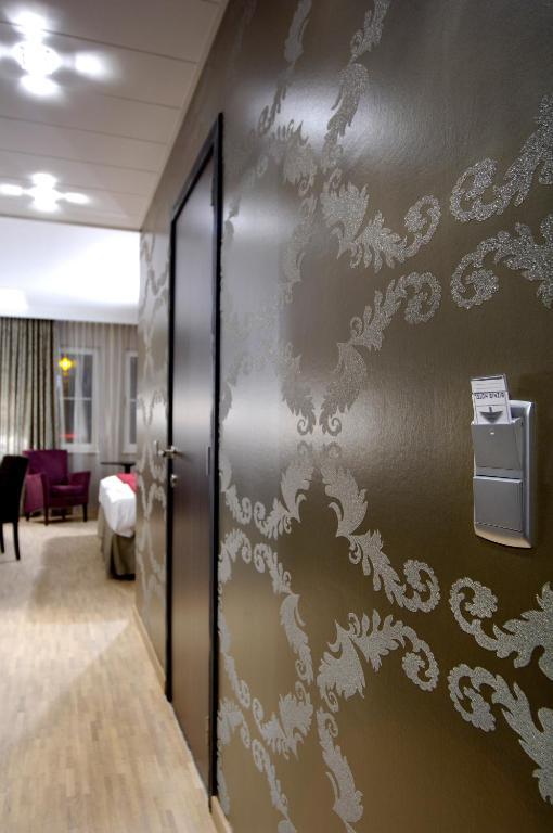 לוקרן Biznis Hotel מראה חיצוני תמונה
